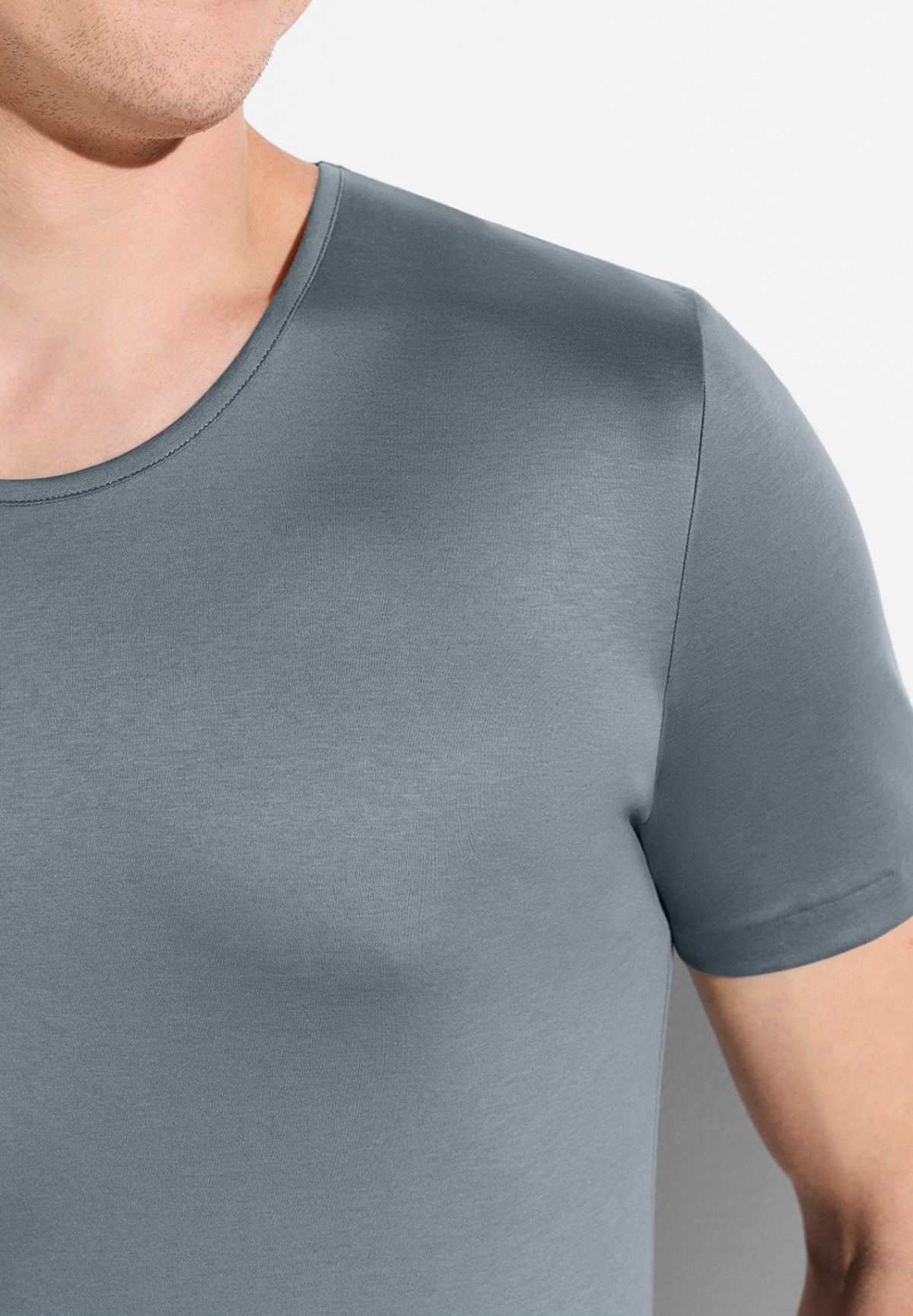 Sea Island | T-Shirt kurzarm, Rundhals schmaler Kragen - light slate