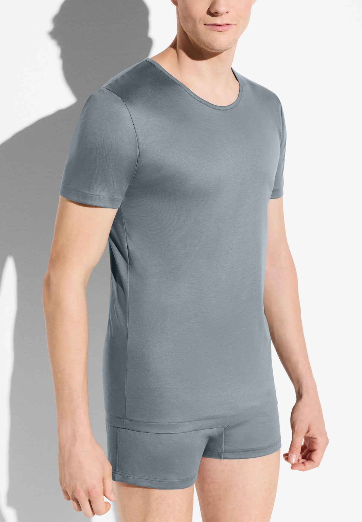 Sea Island | T-Shirt kurzarm, Rundhals schmaler Kragen - light slate