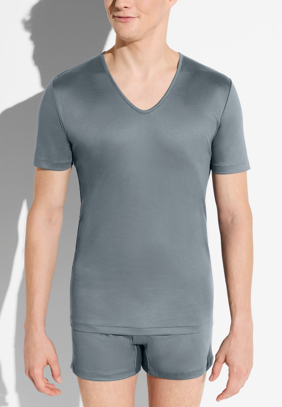 Sea Island | T-Shirt kurzarm V-Ausschnitt - light slate