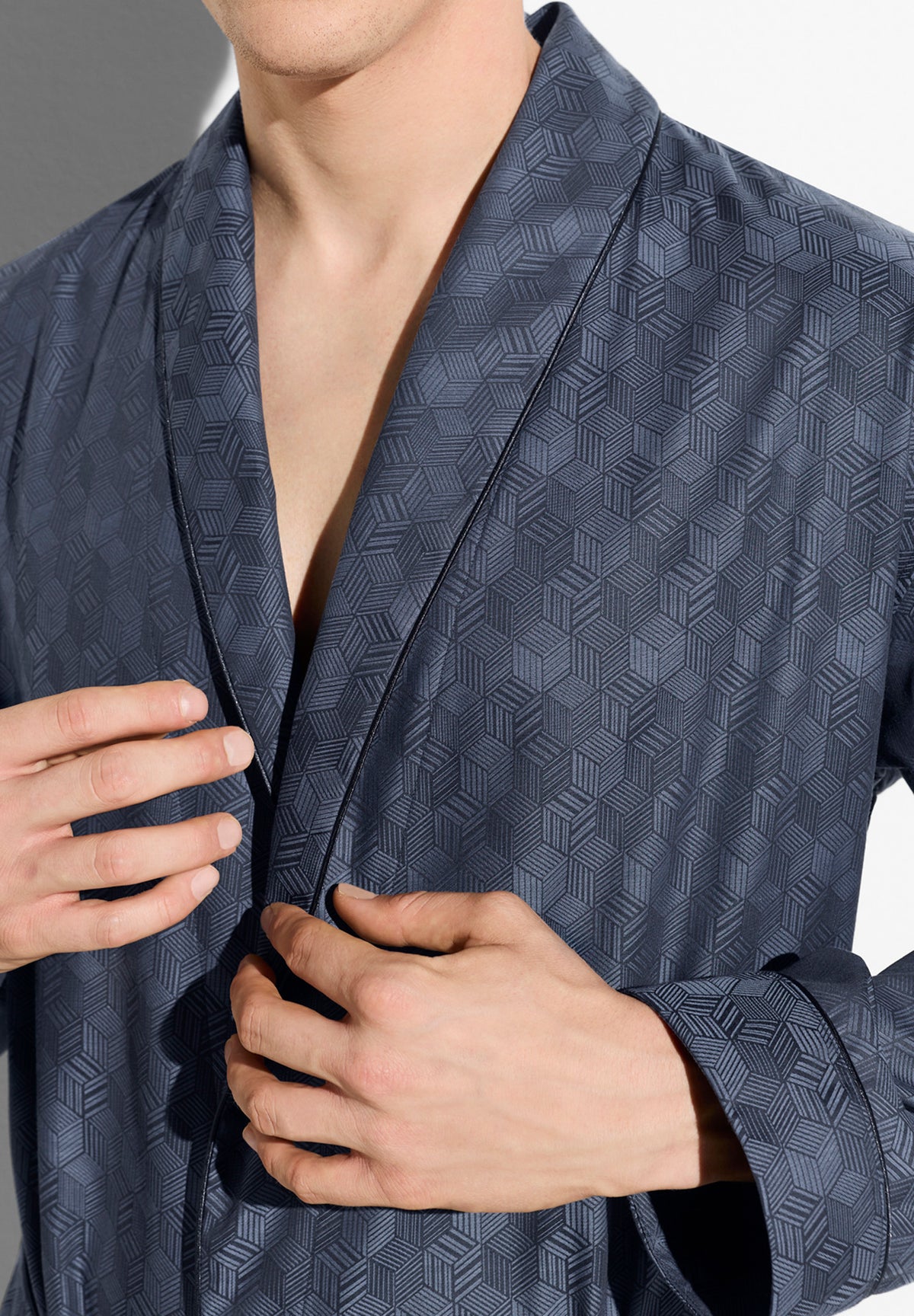 Luxury Jacquard | Morgenmantel lang - labyrinth dark
