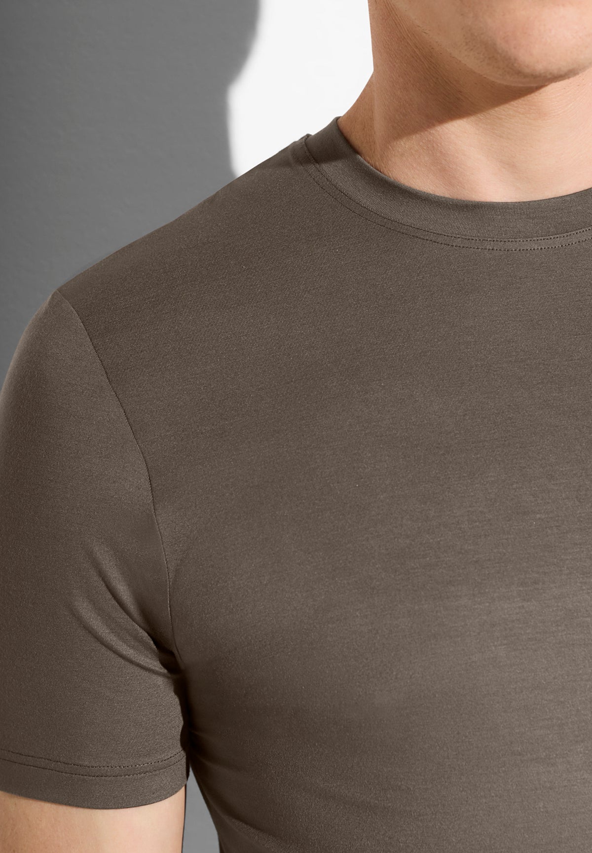 Pureness | T-Shirt kurzarm aus Modal, Body Fit - walnut