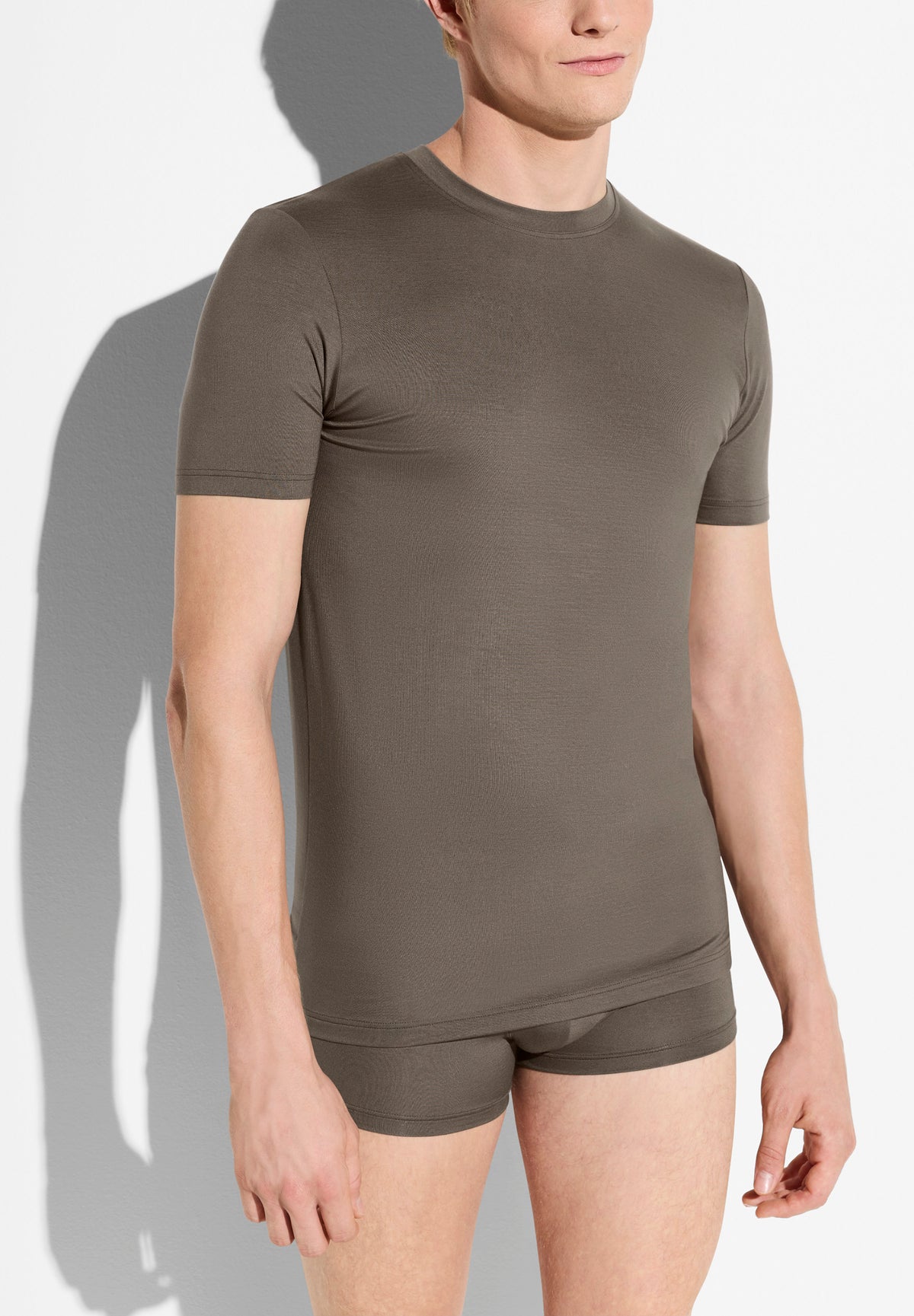 Pureness | T-Shirt Short Sleeve in Modal, Body Fit - walnut