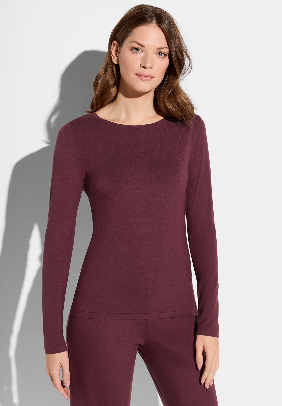 Pureness | T-Shirt langarm aus Modal, Body Fit - ruby wine
