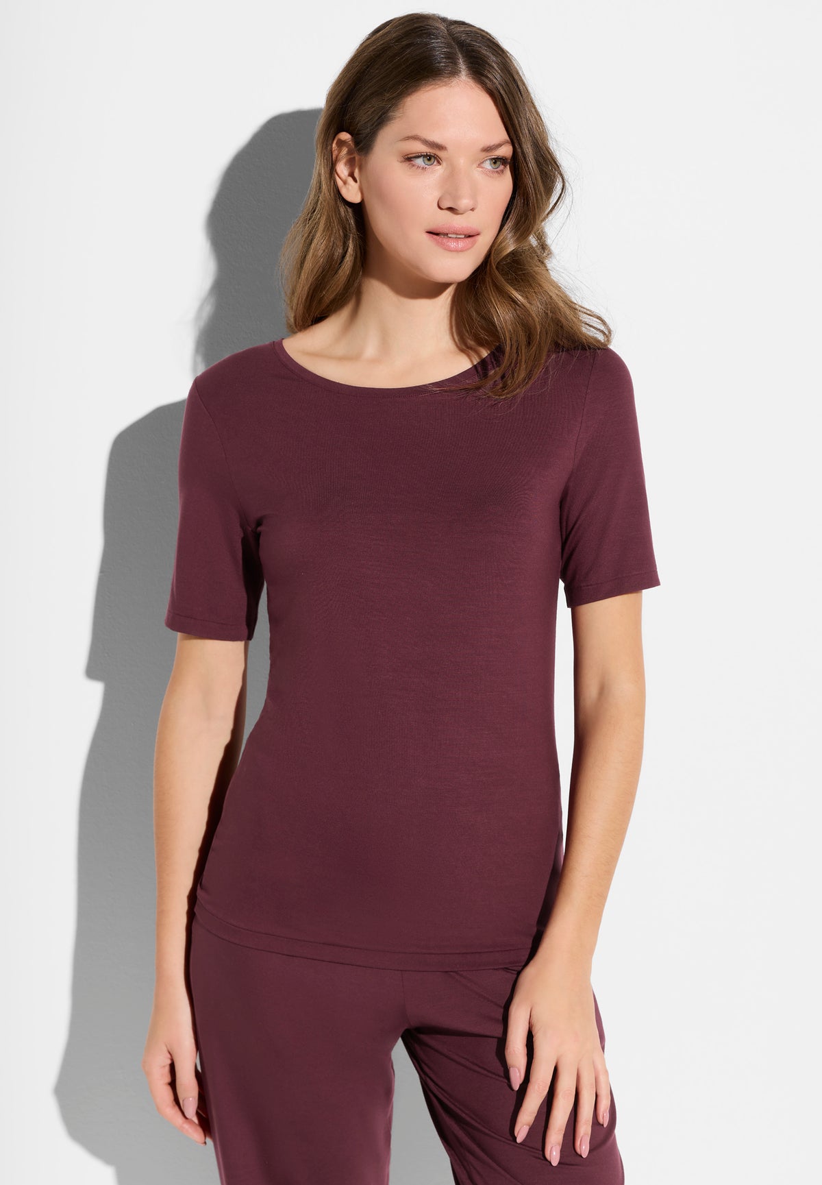 Pureness | T-Shirt kurzarm aus Modal, Body Fit - ruby wine