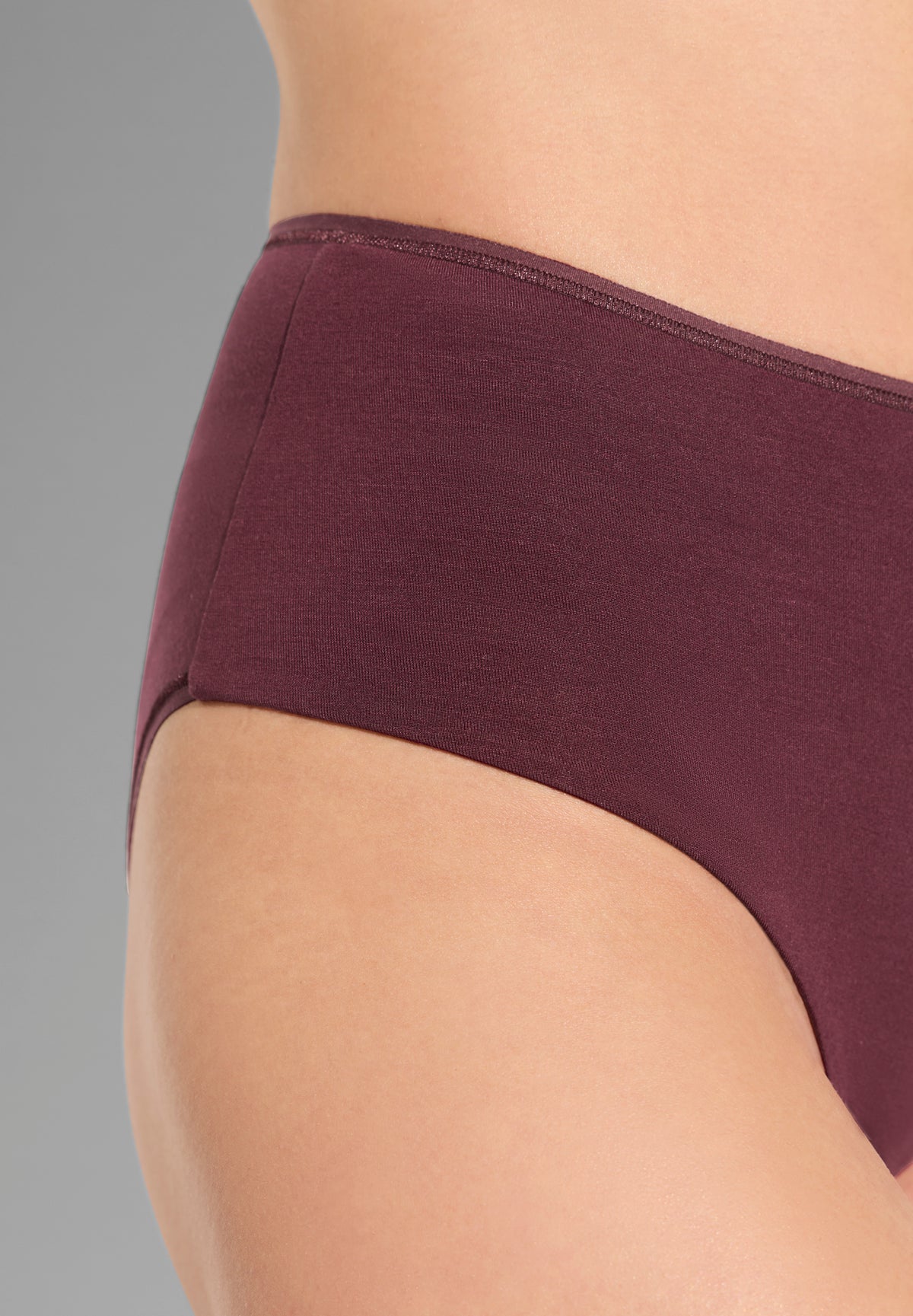 Pureness | Maxi Slip aus Modal - ruby wine