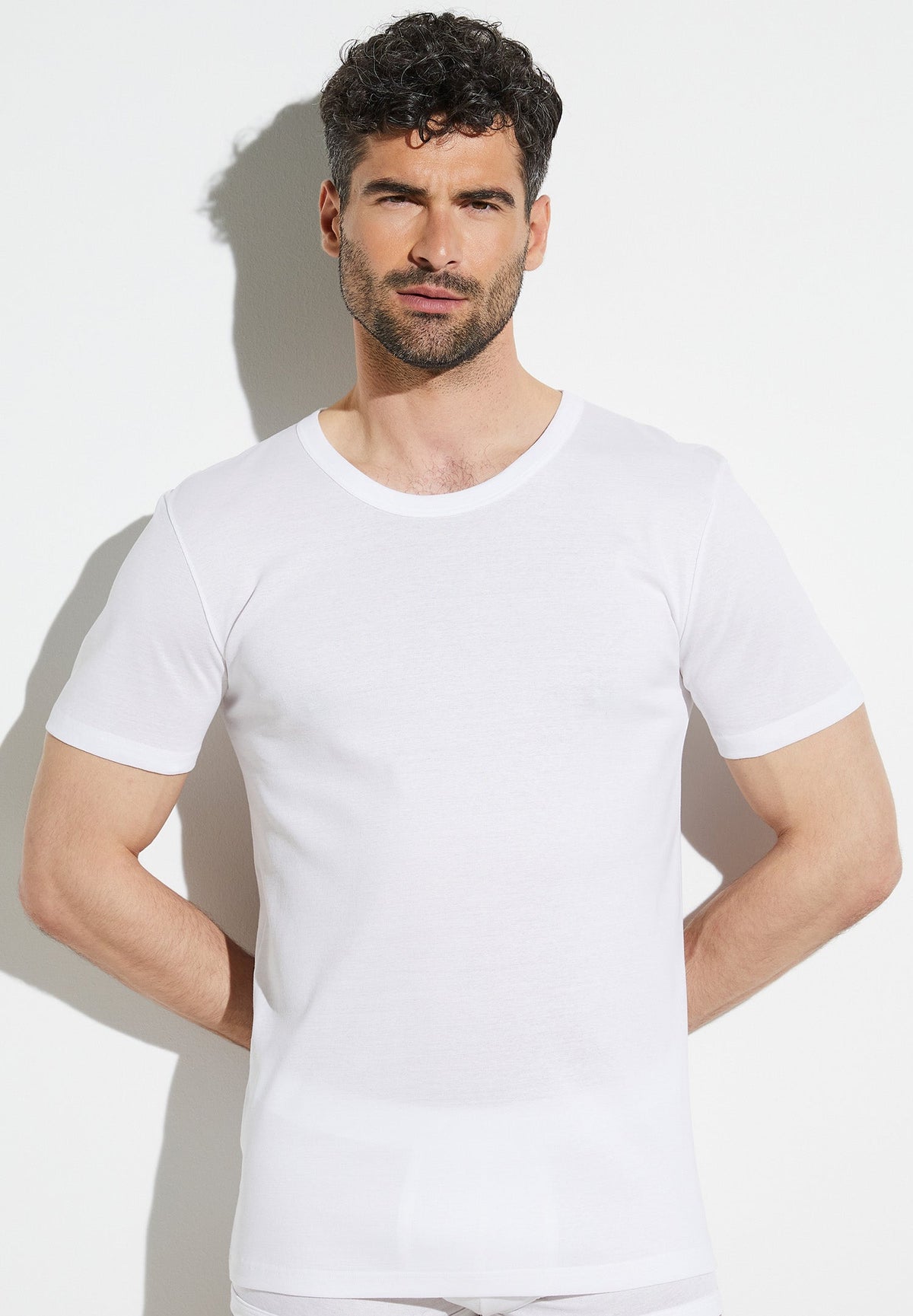 Business Class | T-Shirt kurzarm - white