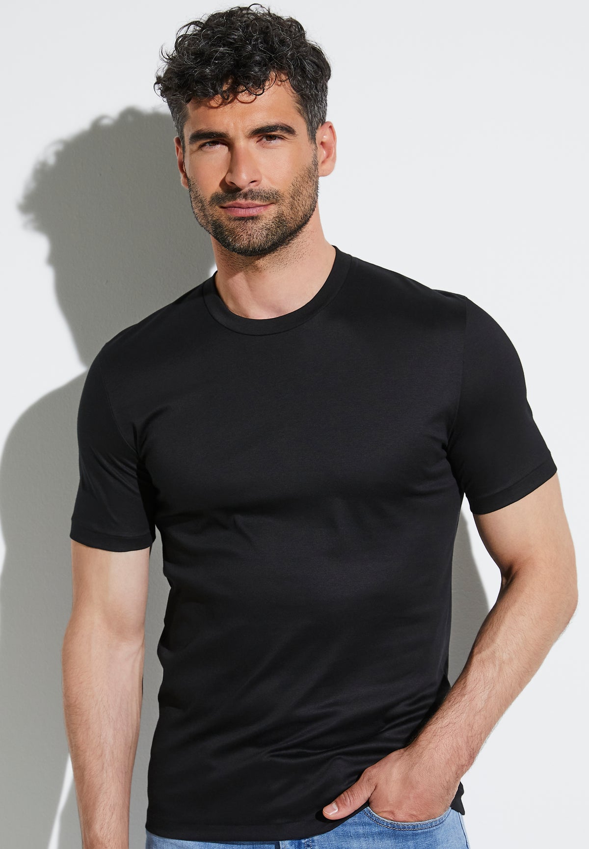 Sea Island EU | T-shirt manches courtes, col rond, coupe regular - noir