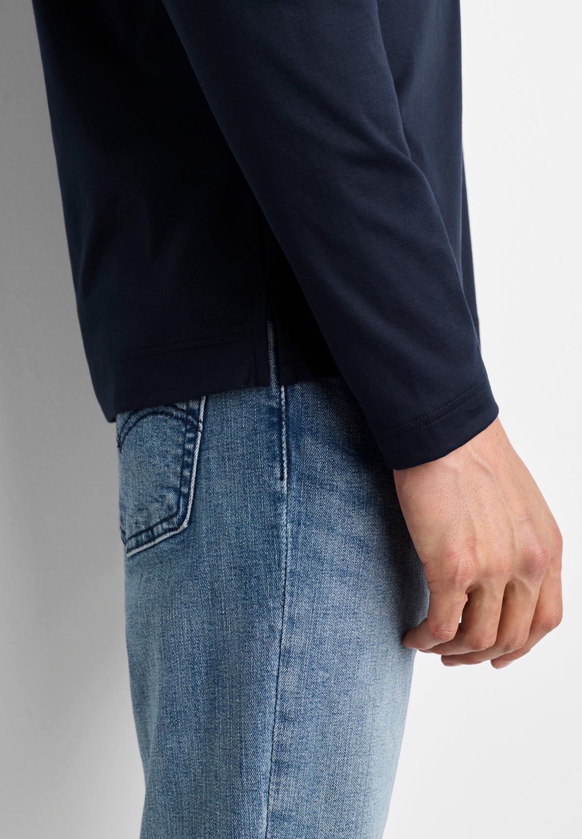 Sea Island | T-Shirt langarm, Swissmade Ready-to-Wear für Herren - navy