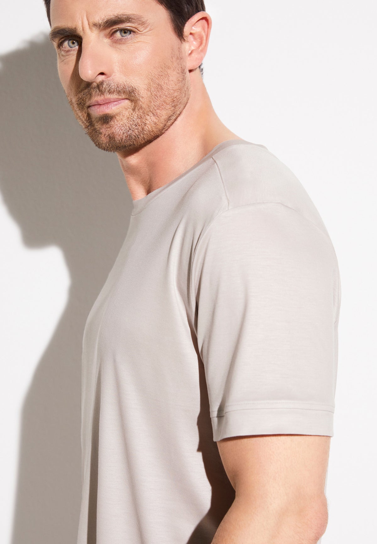 Sustainable Luxury | T-Shirt Short Sleeve - light grey