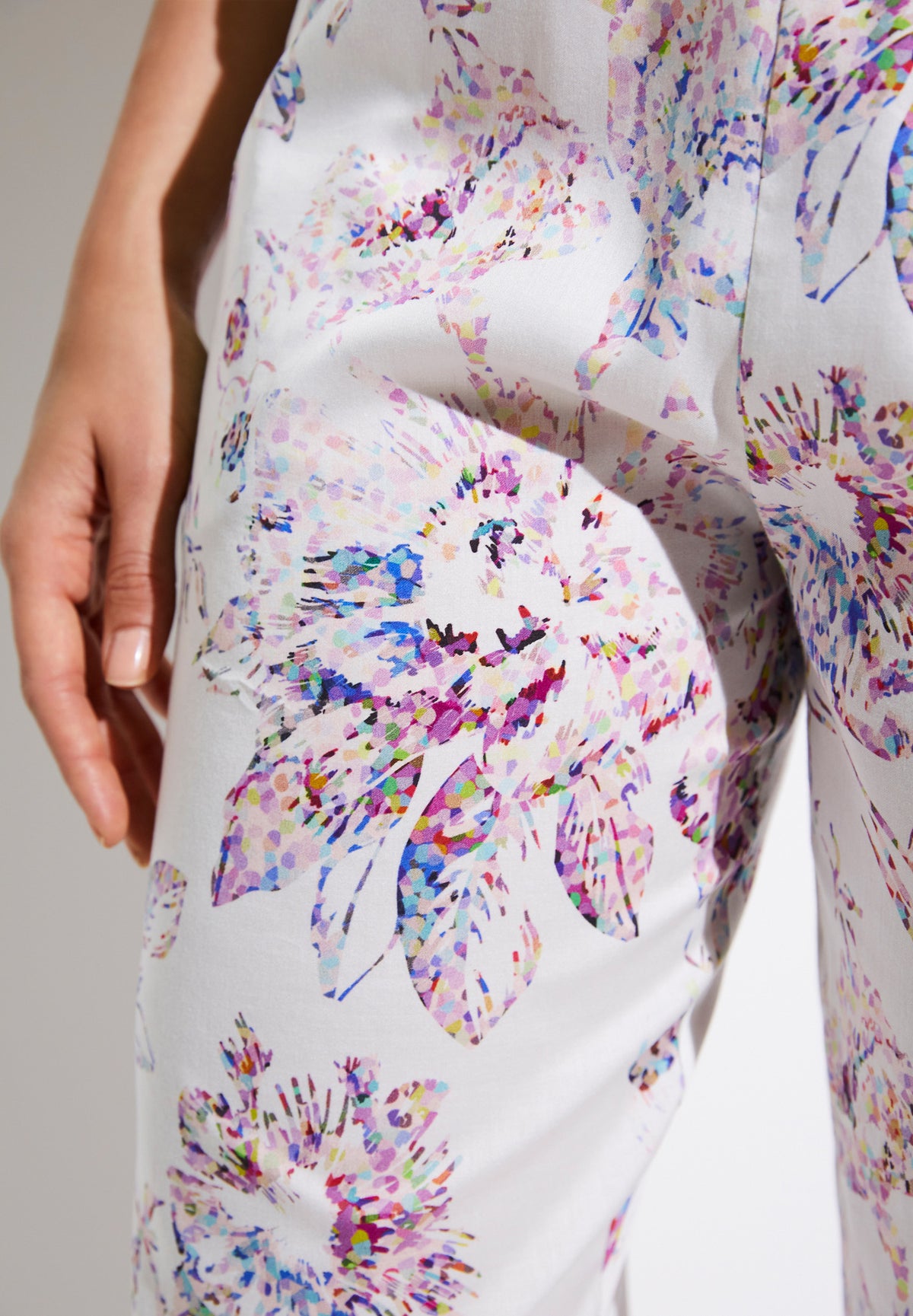 Cotton Sateen Print | Pants Long - pixel flowers