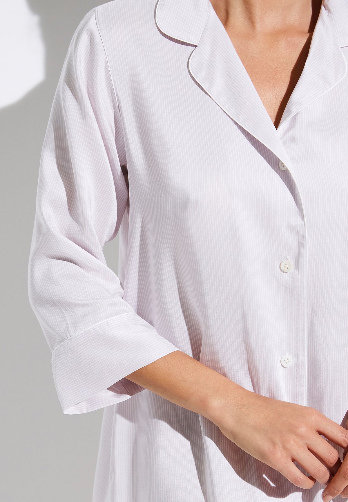 Feminine Stripes | Tee-shirt de nuit manches 3/4 - lilac stripes