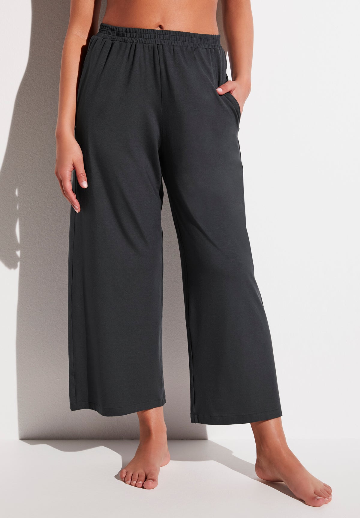 Pureness | Pants Cropped - nearly black