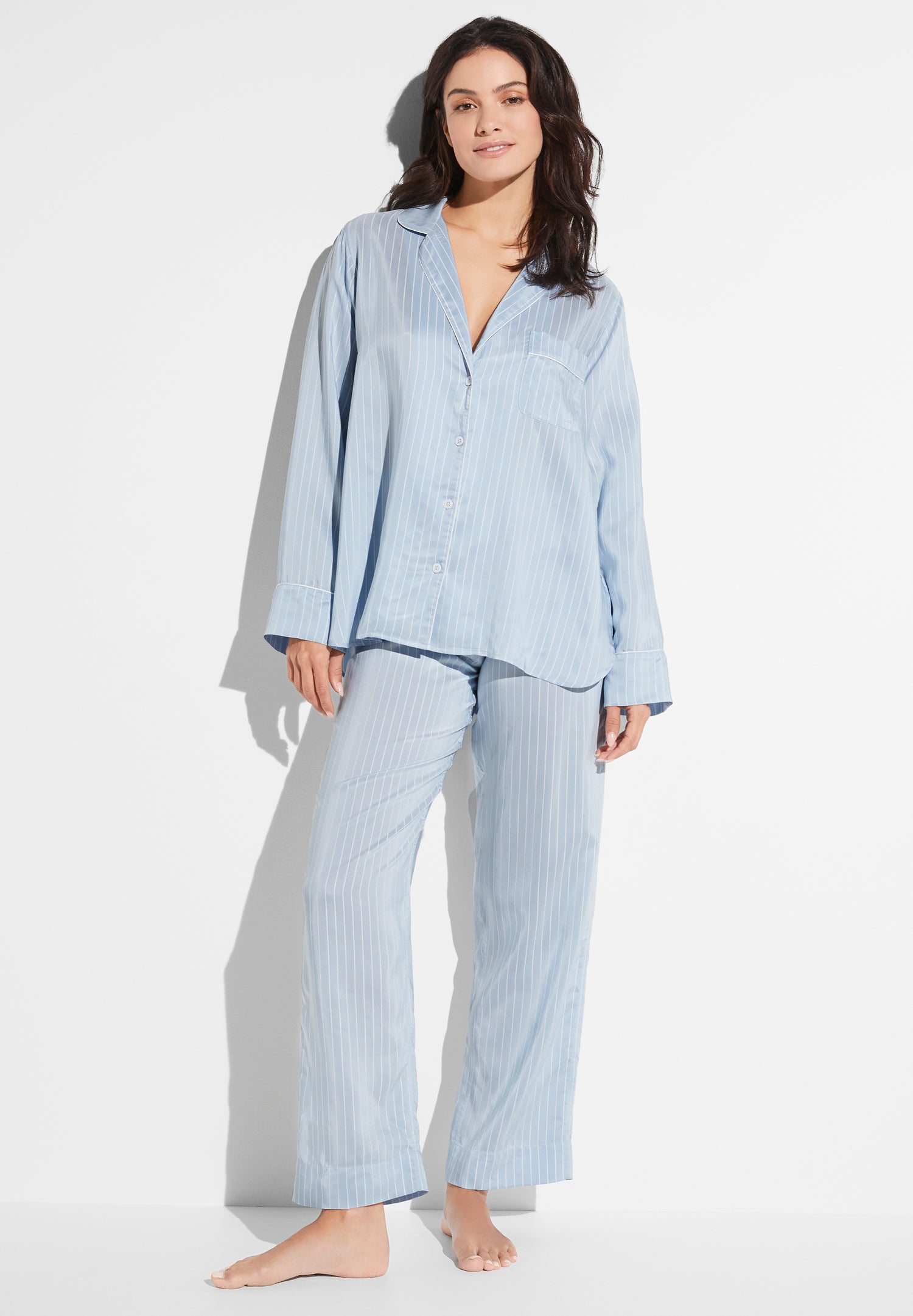 Feminine Stripes Pyjama Long blue stripes