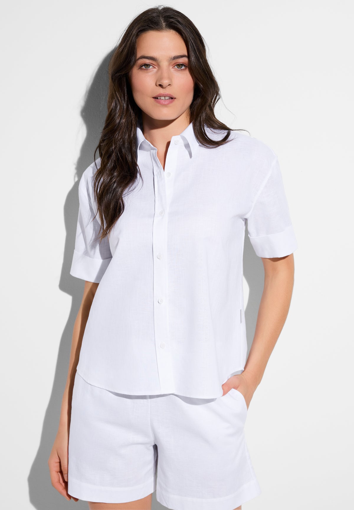 Linen Blend | Button-through shirt short sleeve - white