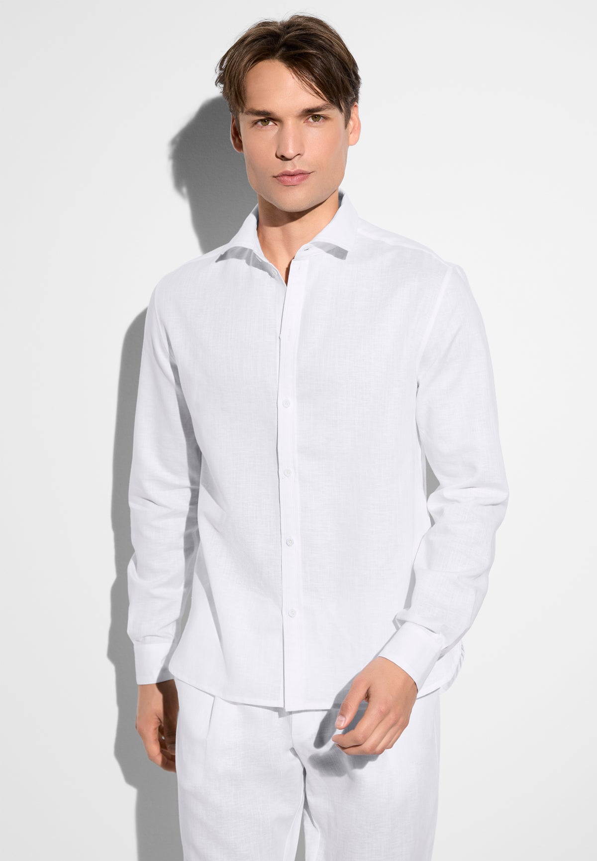 Linen Blend | Chemise avec fermeture frontale à boutons, manches longues - white