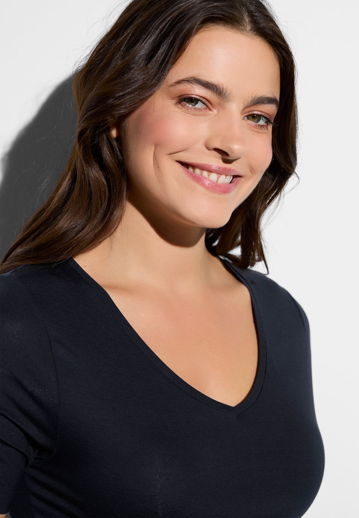 Pureness | T-Shirt kurzarm V-Ausschnitt - navy